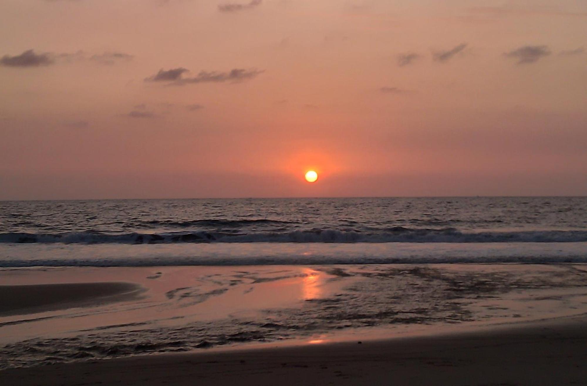 מונטניטה Kamala Surf & Backpacker Hostel מראה חיצוני תמונה