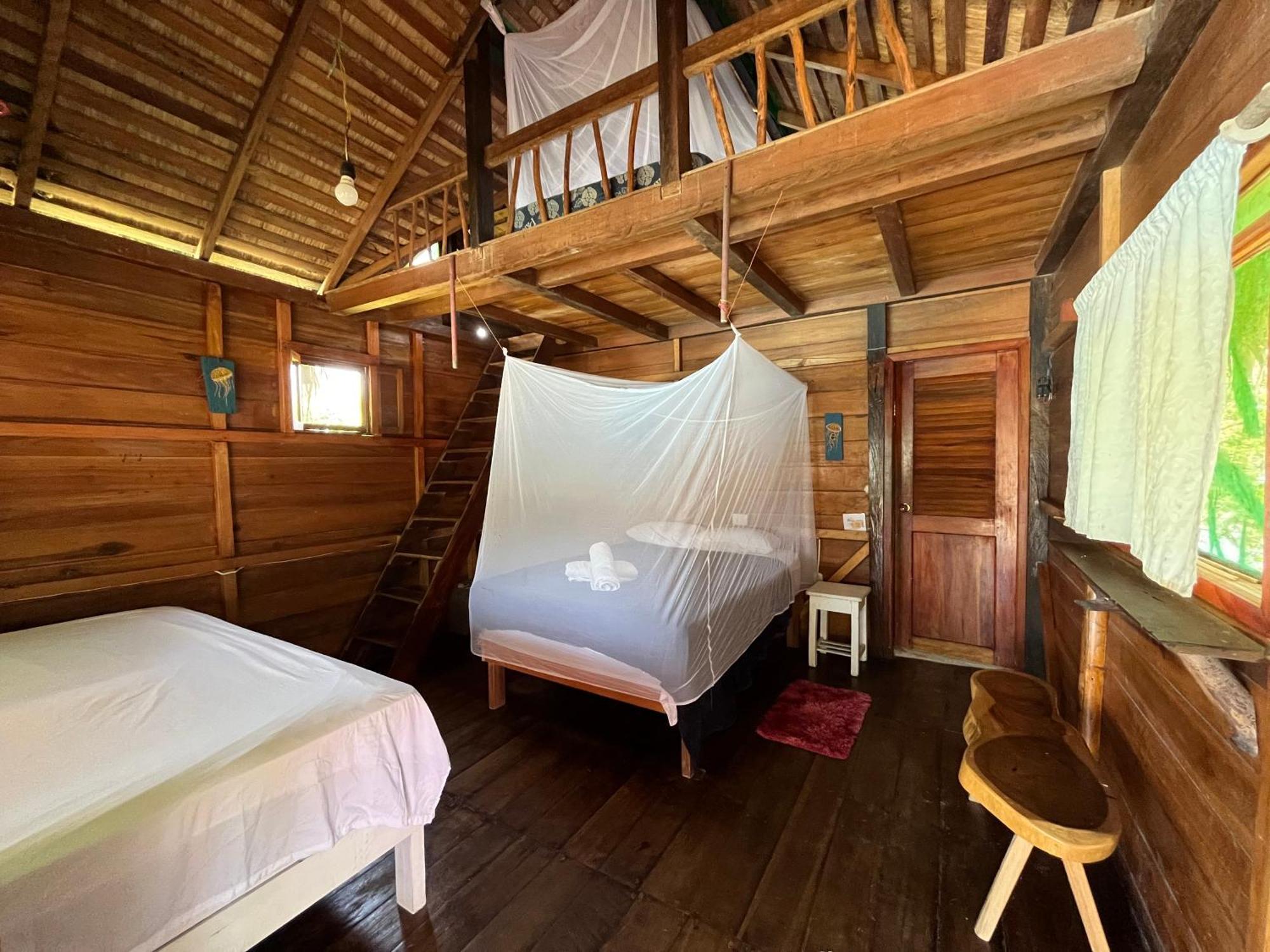 מונטניטה Kamala Surf & Backpacker Hostel מראה חיצוני תמונה