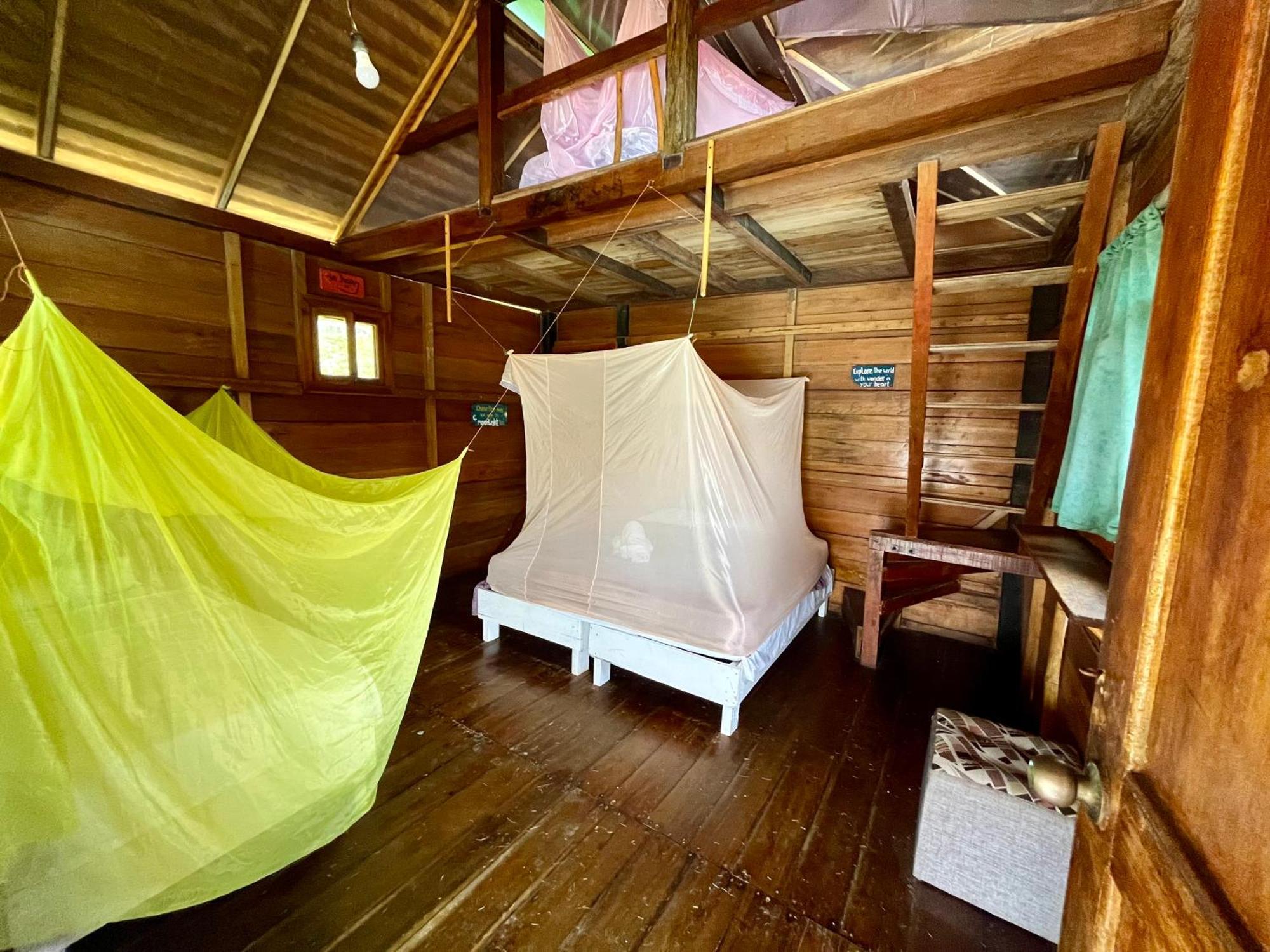 מונטניטה Kamala Surf & Backpacker Hostel חדר תמונה
