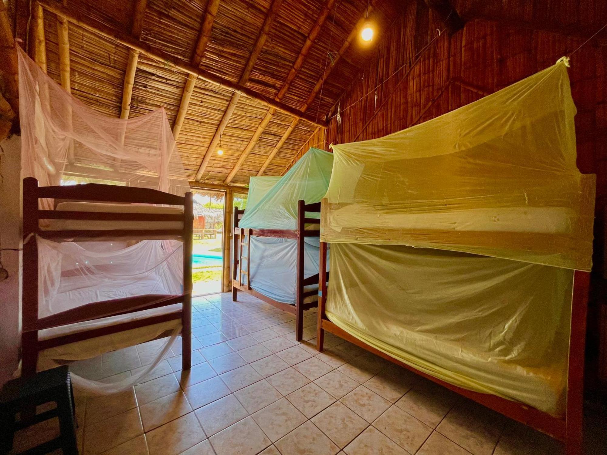 מונטניטה Kamala Surf & Backpacker Hostel מראה חיצוני תמונה